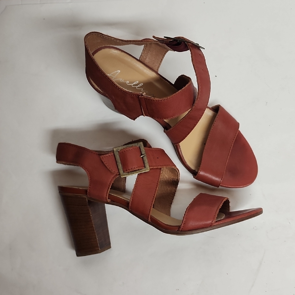 Avellini Women's Made In Italy Rust Red Size 38/7.5 US Heeled Sandals